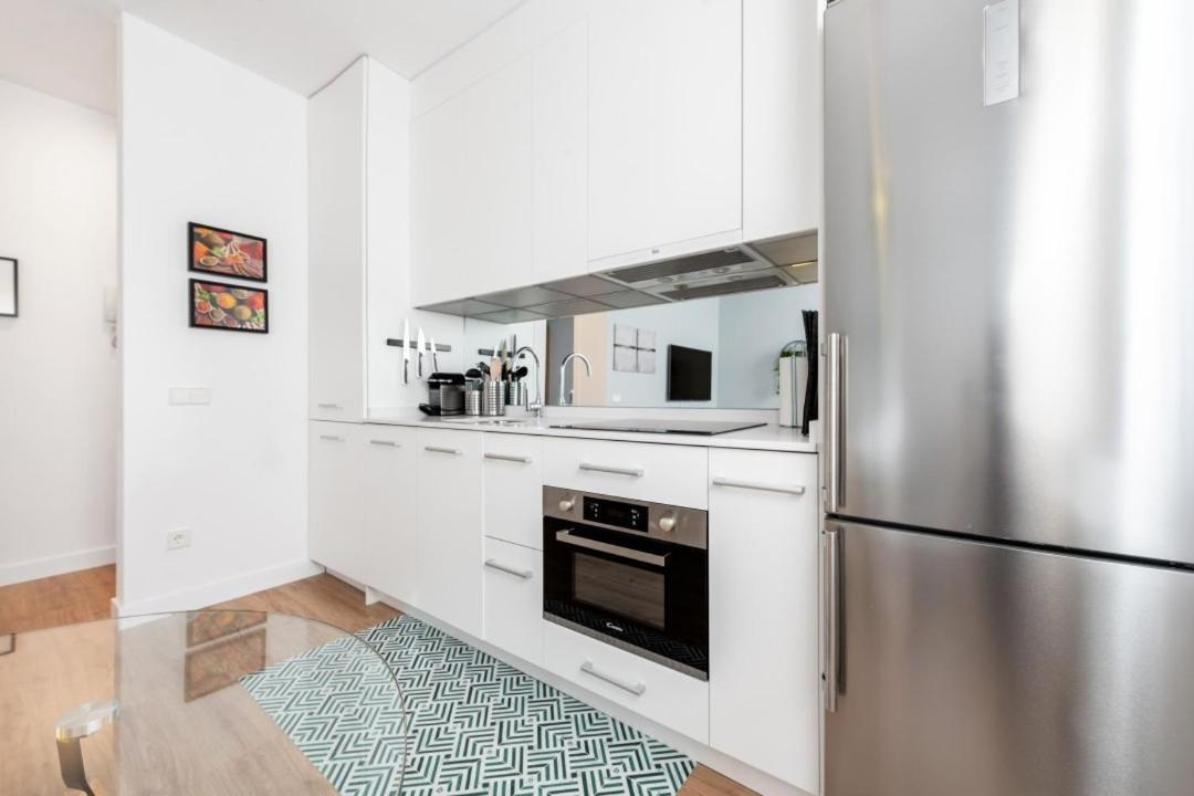 Bright Apartment- 1bd 1bth- Alonso Cano Apartment *